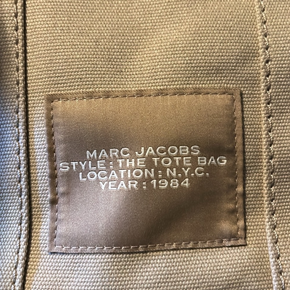 Sm Authentic Marc Jacobs Bundle - image 5